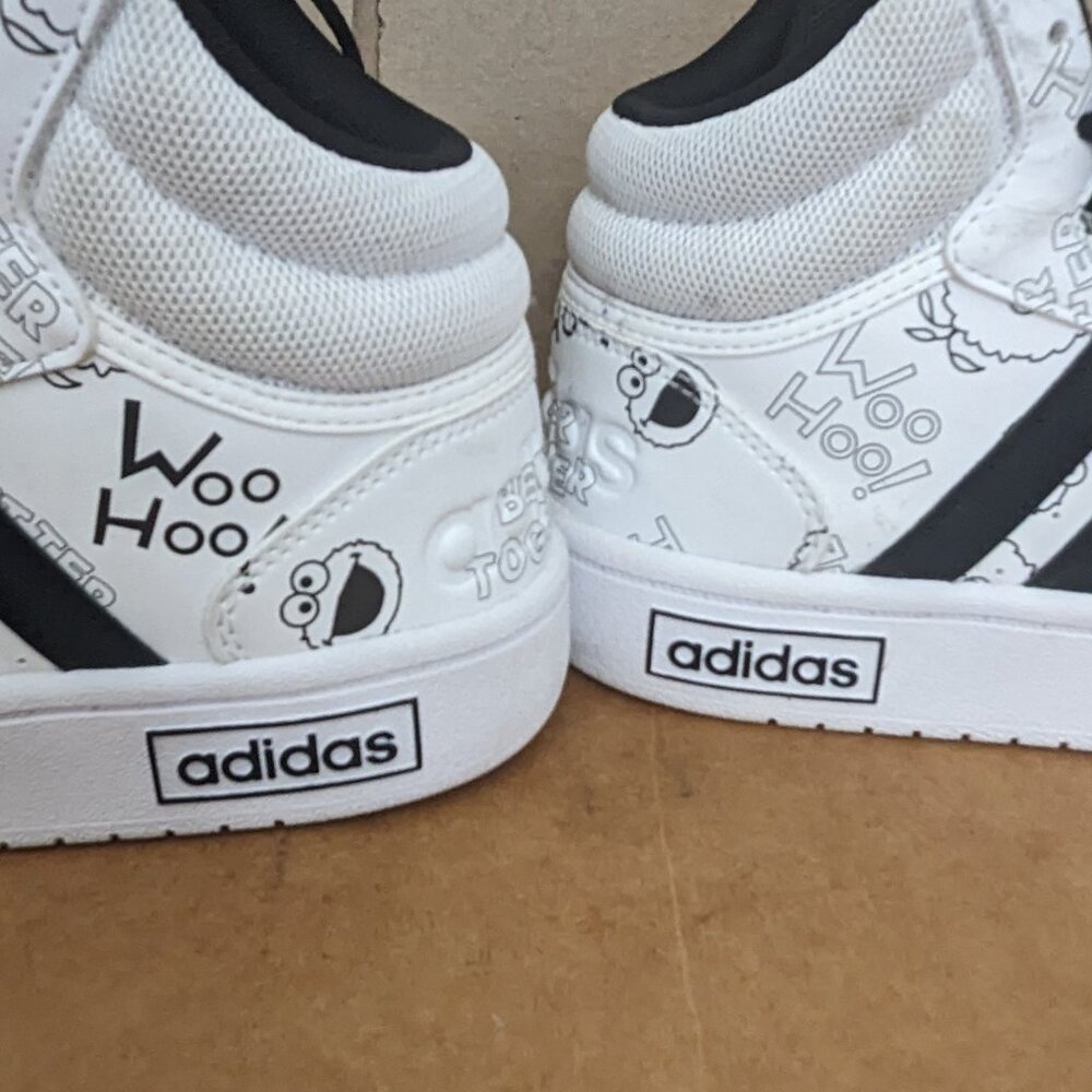 RARE Adidas Hoops 3.0 Mid W Neo Sesame Street Big Kid Womens 6.5 White . - Picture 14 of 14